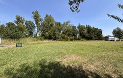 N Park, Leonard, TX 75452