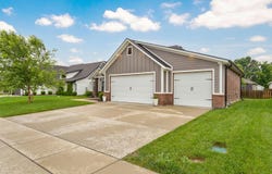932 E Downshire Drive, Nixa, MO 65714