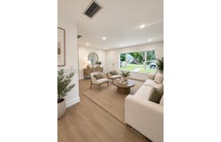 1115 W 51st Pl, Hialeah, FL 33012