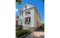 121-53 6TH Av, Flushing, NY 11356
