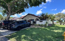 6633 NW 178th Ter, Hialeah, FL 33015