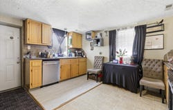 715 E Division Street, Springfield, MO 65803