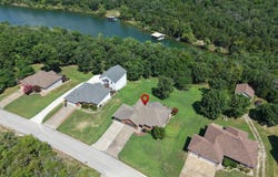 465 Uniqueville Lane, Lampe, MO 65681