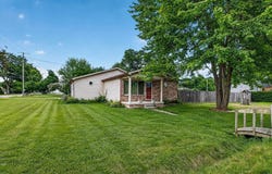 11209 Jackson Street, Taylor, MI 48180