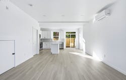 8720 SE Bybee Blvd, Portland, OR 97266