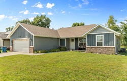 115 E Seminole Street, Strafford, MO 65757