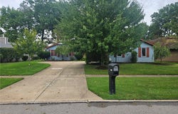 1240 Surfside Circle, Aurora, OH 44202