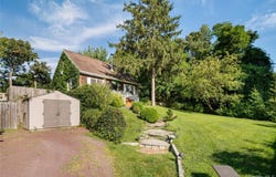 19 Washington Avenue E, Hampton Bays, NY 11946