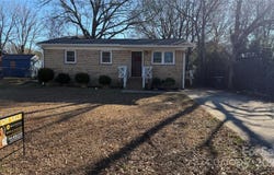 513 Holly Street, Dallas, NC 28034