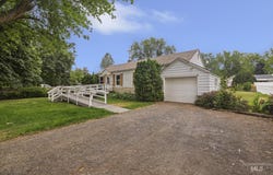 356 E Avenue B, Wendell, ID 83355