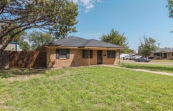 1018 E 8TH Street, Dumas, TX 79029-5206