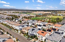 255 E Bella Serata Ave, Mountain House, CA 95391