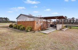 1619 Grain Bin Rd., Lake View, SC 29563