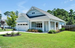 62 Streambed Way, Hampstead, NC 28443