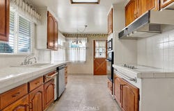 11631 Blue Jay, Garden Grove, CA 92841