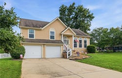 903 Silver Lake Circle, Raymore, MO 64083