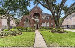 17335 W Copper Lakes Dr, Houston, TX 77095