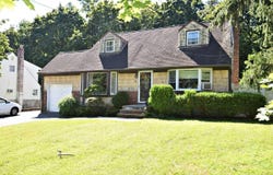 90 Cornell Drive, Smithtown, NY 11787