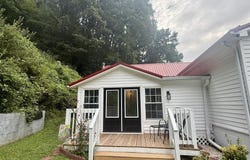 3798 Rich Creek Rd, ROCK, WV 24747