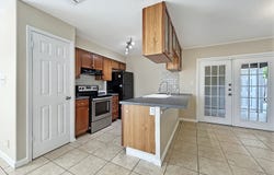 206 LOST FOREST ST, Live Oak, TX 78233