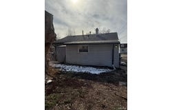 1441 E Harry Avenue, Hazel Park, MI 48030