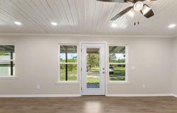 1012 Carter Road, Zavalla, TX 75980