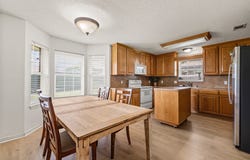 104 W Jade Drive, Hewitt, TX 76643