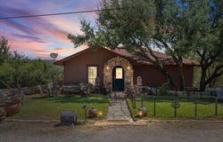 3615 Peninsular Dr, Marble Falls, TX 78654