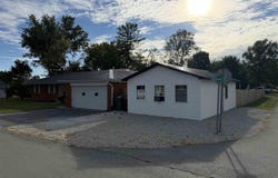 740 S 2nd Street, Dugger, IN 47848