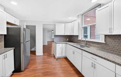 1906 3rd Street, Cuyahoga Falls, OH 44221