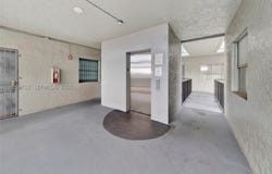 305 W 68th St, Hialeah, FL 33014