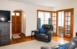 506 SE 3rd St, Fairfield, IL 62837