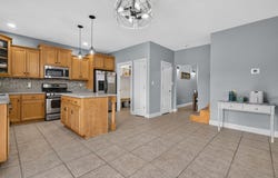 2165 Farmstone Drive, Diamond, IL 60416