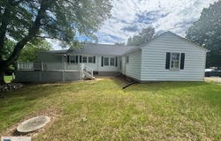 517 OAKLAND DR, Danville, VA 24540