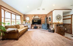 6275 Eckhardt Road, Lake View, NY 14085
