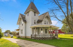 110 E mission Street, Strawberry Point, IA 52076