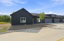 819 S Jay St, Valley Center, KS 67147-8948