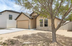 1012 N Carol Ave, Monahans, TX 79756