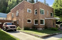 302 2nd St, Wallace, ID 83873