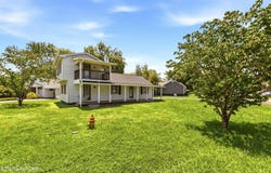 108 Meadowbrook St, Clinton, TN 37716