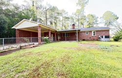 1705 MYRTLE RD., Albany, GA 31707