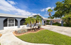 6012 FRANCIS Drive, APOLLO BEACH, FL 33572