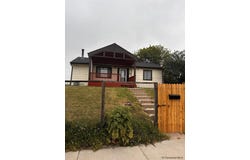 800 E 3RD ST, Cheyenne, WY 82007