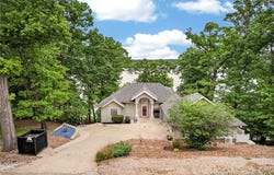 446 Crown Point Drive, Lake Ozark, MO 65049