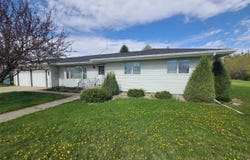 8625 11th Ave. NW, BOTTINEAU, ND 58318