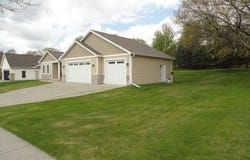 525 Eagle Ridge Ln, Portage, WI 53901