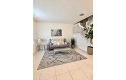 3344 W 105th Ter, Hialeah, FL 33018