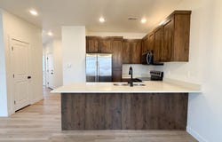 70 CEDAR Ln, Malad City, ID 83252