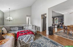 2810 Courtney Circle, Bellevue, NE 68123