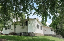 828 Clinton Street E, Waterville, MN 56096